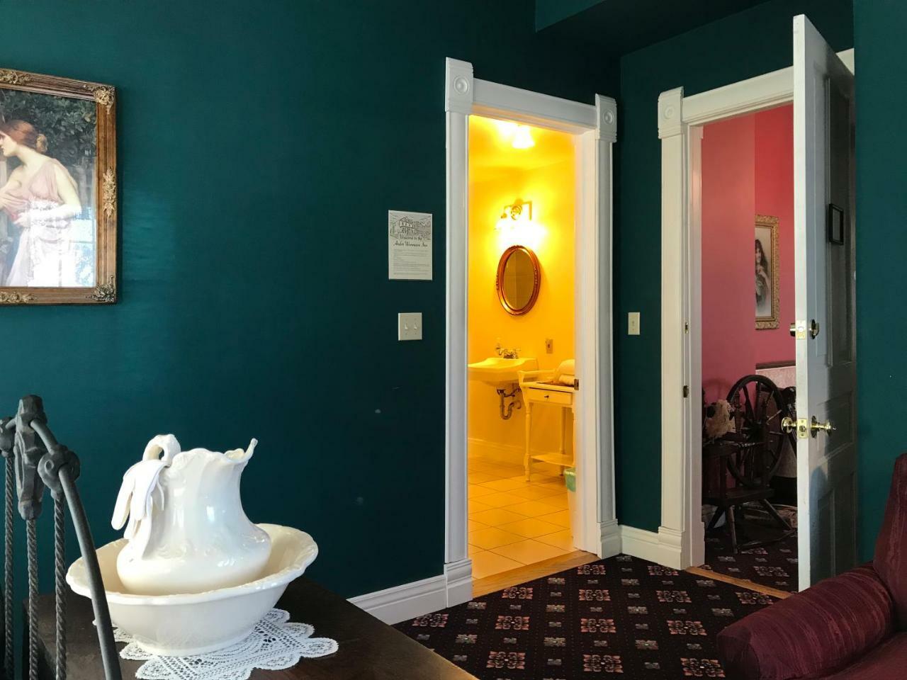 Andor Wenneson Historic Inn Peterson エクステリア 写真