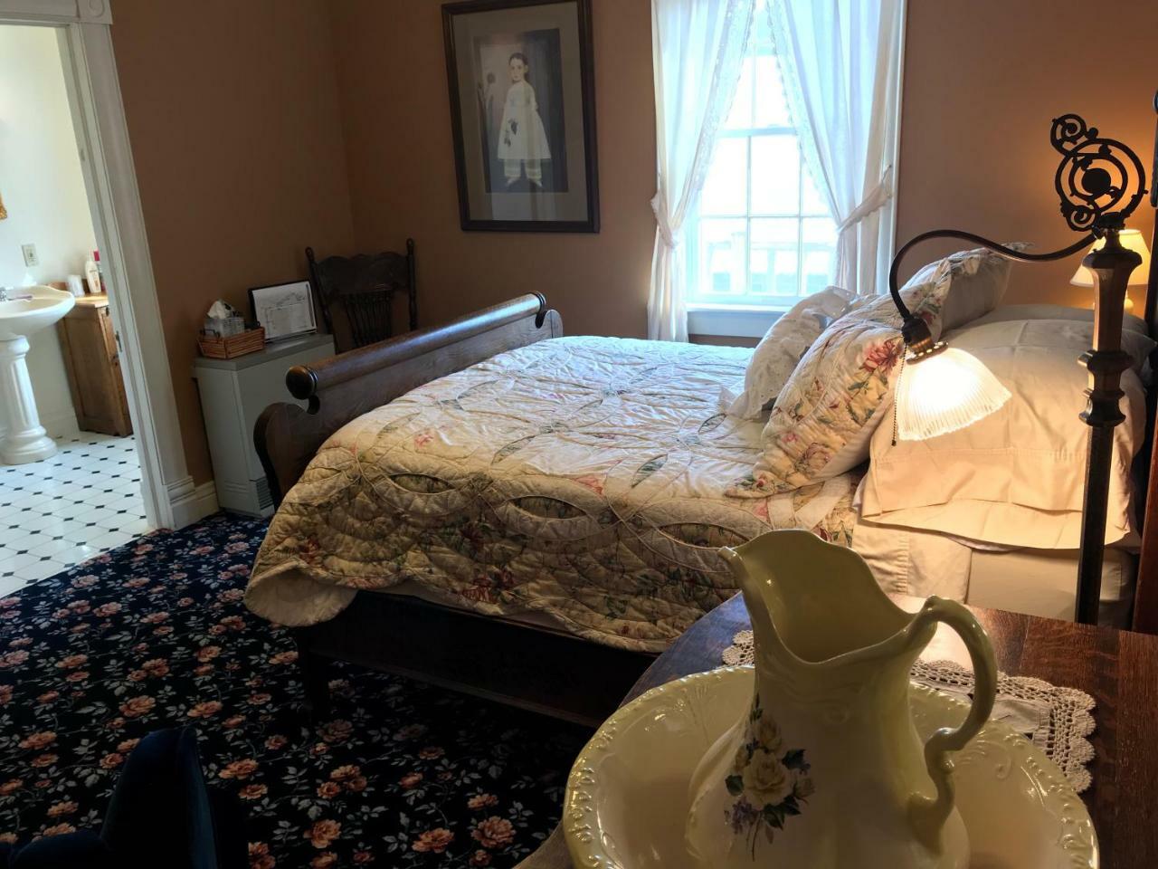 Andor Wenneson Historic Inn Peterson エクステリア 写真