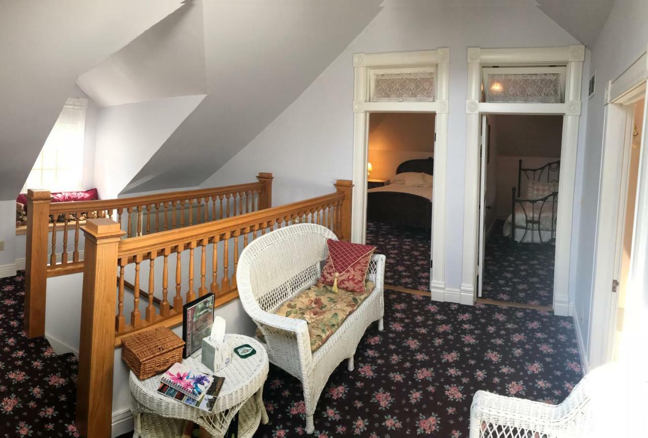 Andor Wenneson Historic Inn Peterson エクステリア 写真