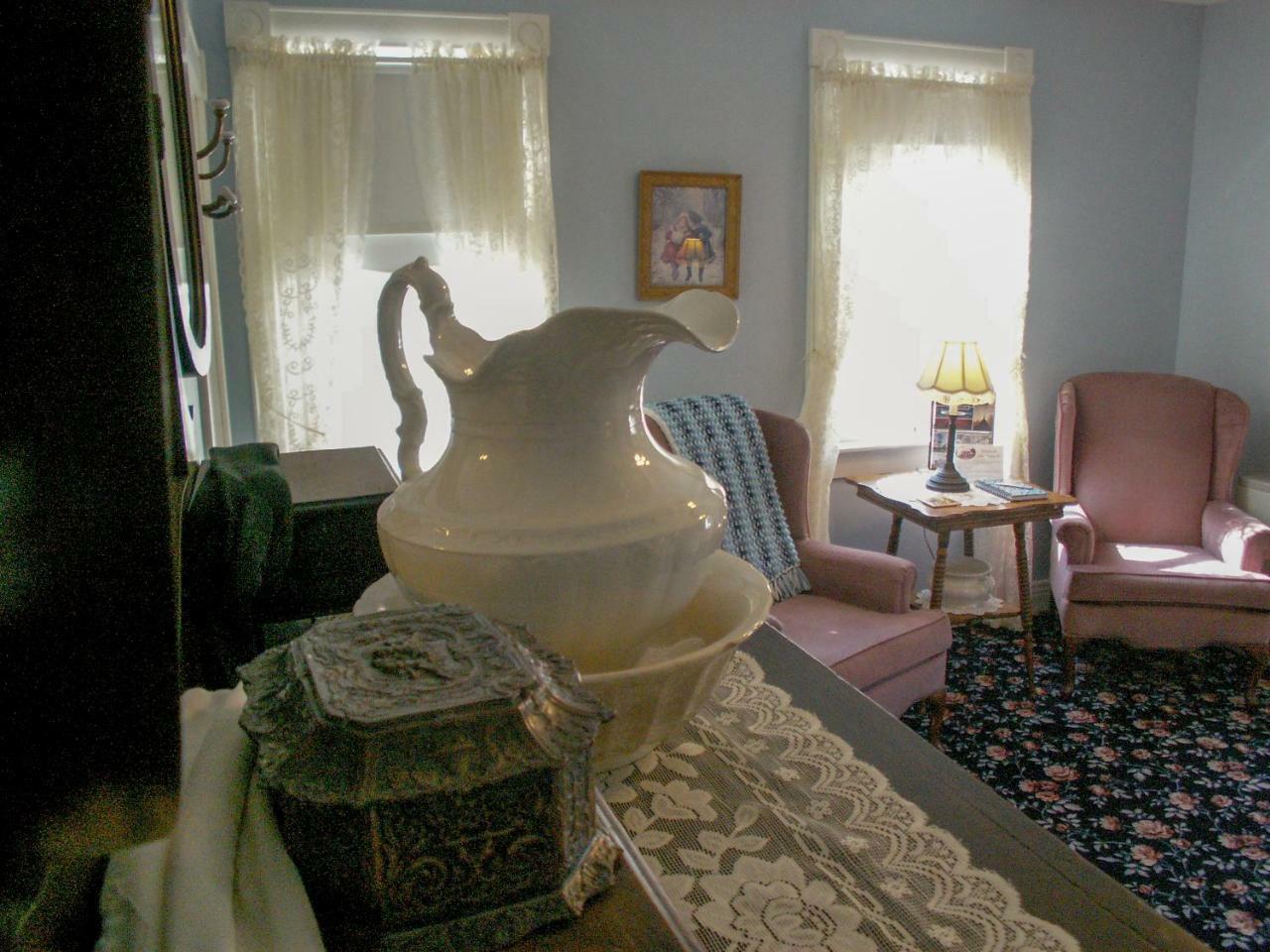 Andor Wenneson Historic Inn Peterson エクステリア 写真